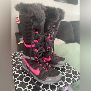 Women’s Nike Boots